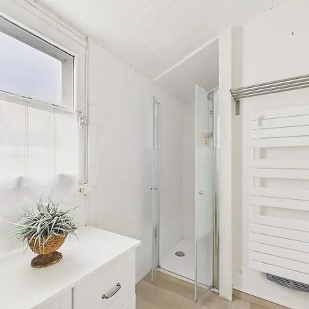 500 M De La Plage, Jardin, Maison Pour 8 L'Epine (Vendee)