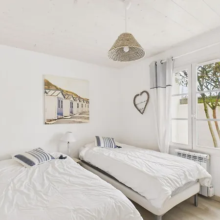 500 M De La Plage, Jardin, Maison Pour 8 L'Epine (Vendee)