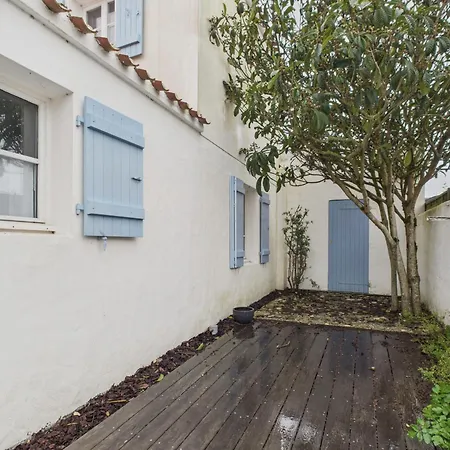 500 M De La Plage, Jardin, Maison Pour 8 *
