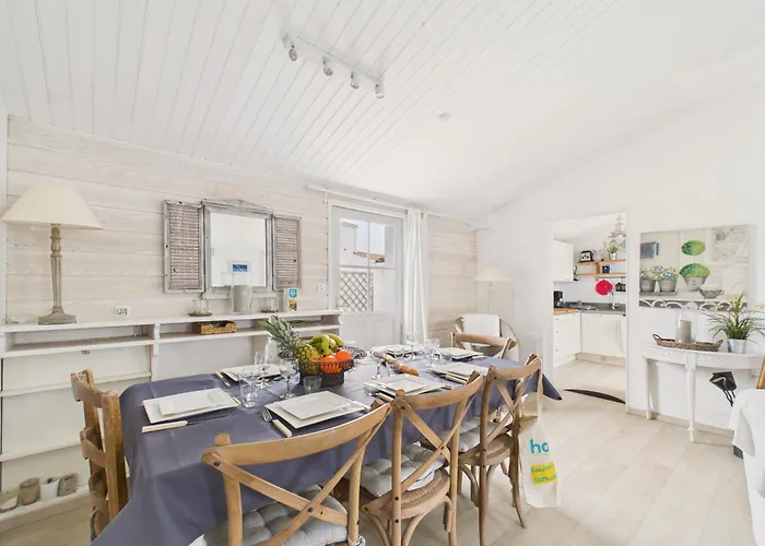 500 M De La Plage, Jardin, Maison Pour 8 Holiday home L'Epine (Vendee)