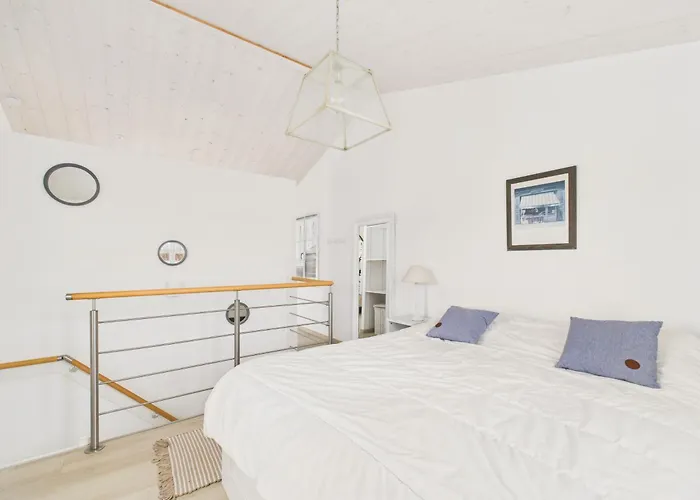 500 M De La Plage, Jardin, Maison Pour 8 *