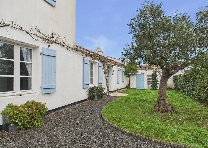 500 M De La Plage, Jardin, Maison Pour 8 Holiday home